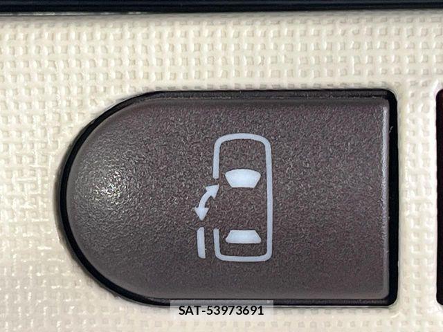 Toyota PORTE 2013-12 7502243-3