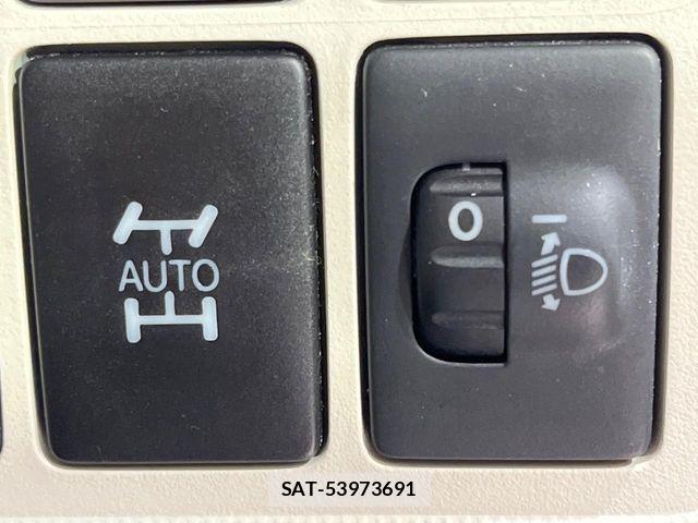 Toyota PORTE 2013-12 7502243-4