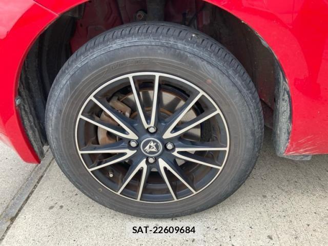 Toyota PORTE 2013-12 7619193-8