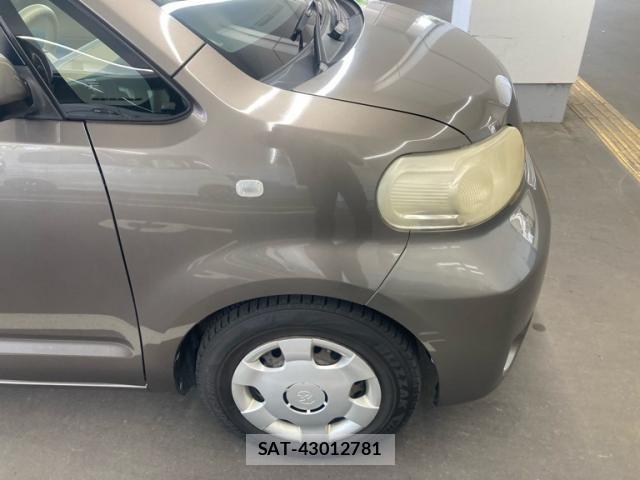 Toyota PORTE 2006-03 7727247-2