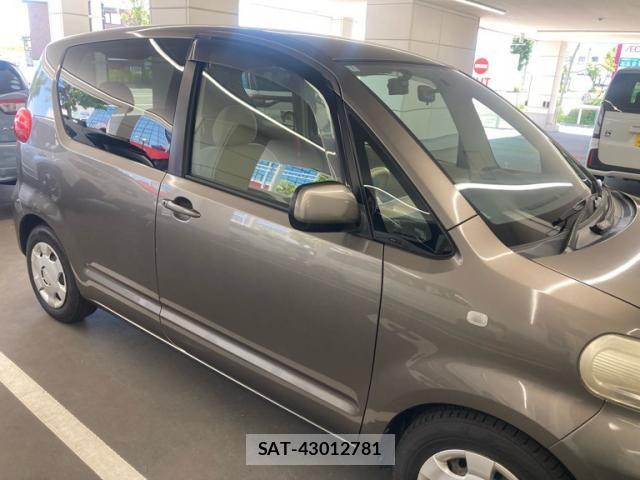 Toyota PORTE 2006-03 7727247-3