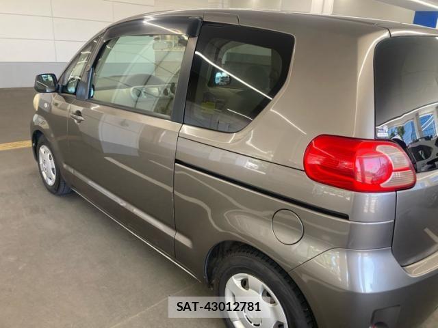 Toyota PORTE 2006-03 7727247-7