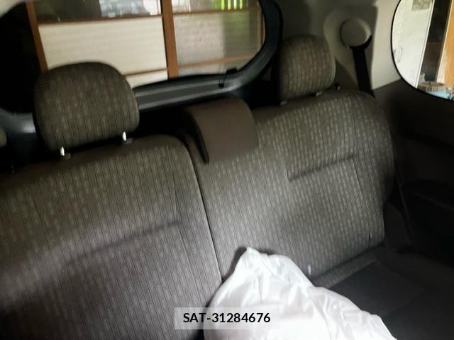 Toyota PORTE 2012-08 7727245-13