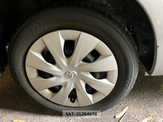Toyota PORTE 2012-08 7727245-5