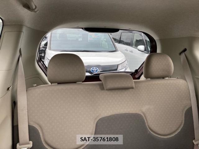 Toyota PORTE 2011-10 8037625-15
