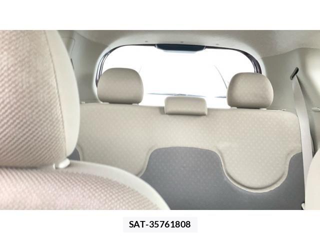 Toyota PORTE 2011-10 8037625-23