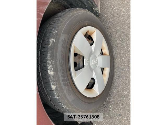 Toyota PORTE 2011-10 8037625-6