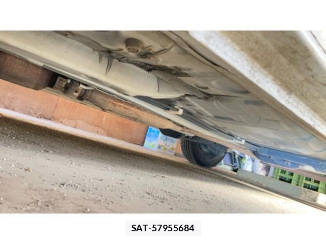 Toyota PORTE 2016-07 8101218-18