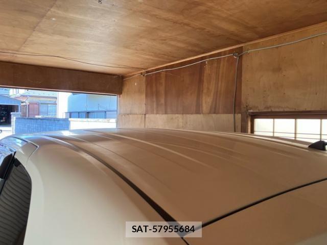 Toyota PORTE 2016-07 8101218-5