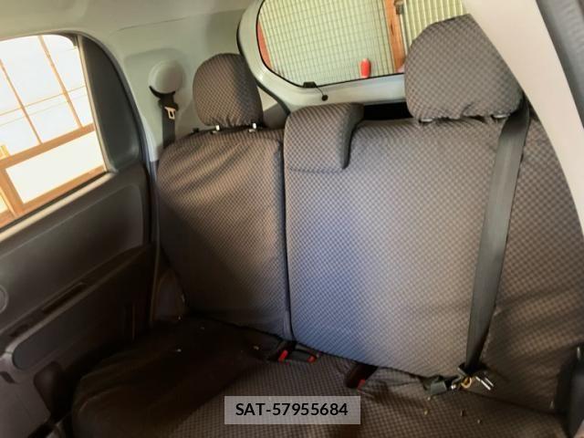 Toyota PORTE 2016-07 8101218-7