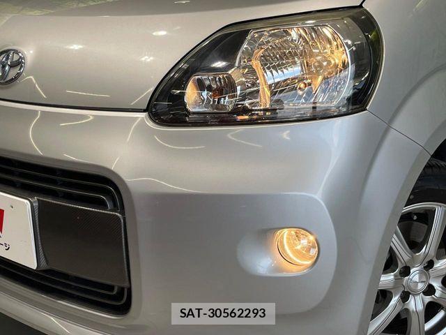 Toyota PORTE 2017-02 8209556-11