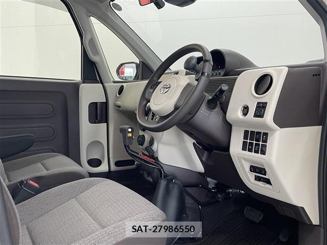 Toyota PORTE 2020-03 8337401-12