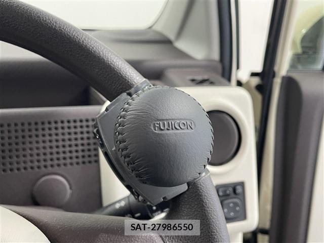 Toyota PORTE 2020-03 8337401-17