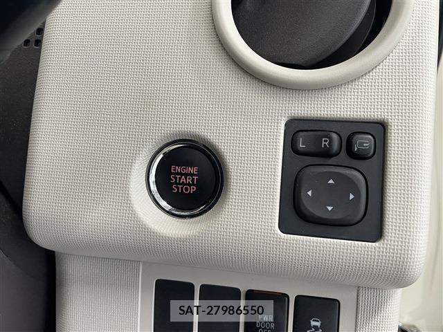 Toyota PORTE 2020-03 8337401-26