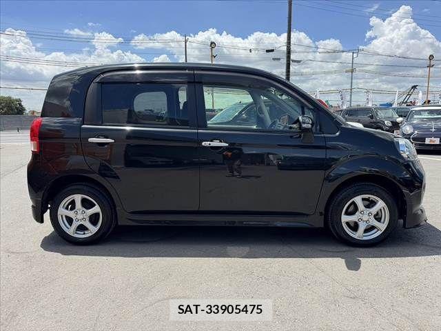 Toyota PORTE 2015-03 8368118-11