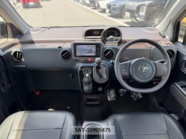 Toyota PORTE 2015-03 8368118-1