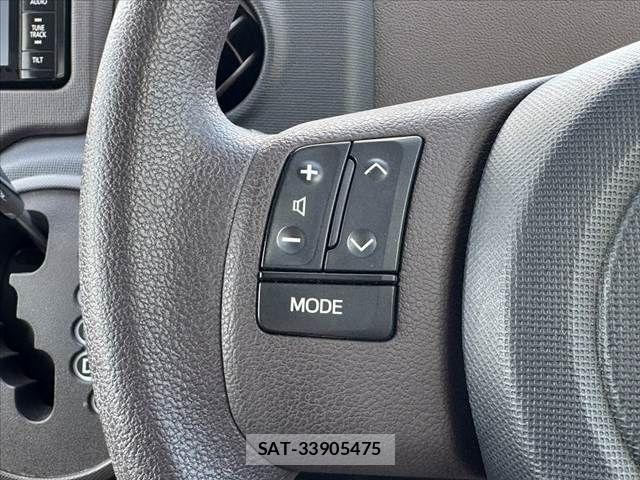 Toyota PORTE 2015-03 8368118-27