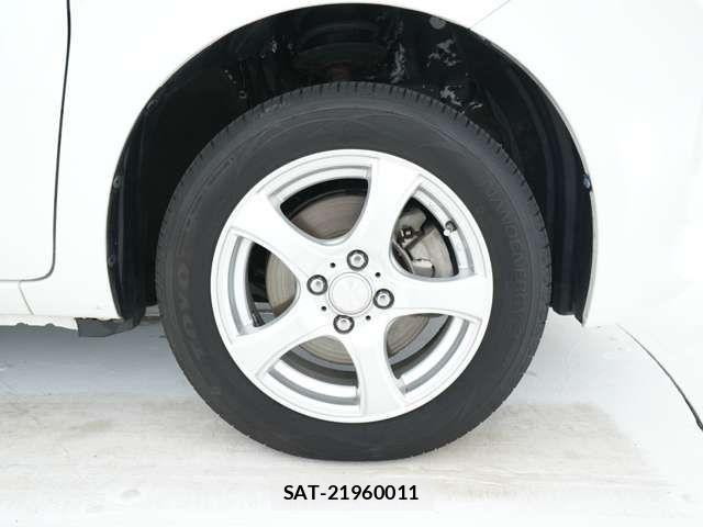 Toyota PORTE 2014-03 8526597-15