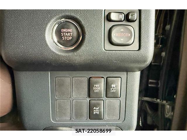 Toyota PORTE 2014-01 8563184-15