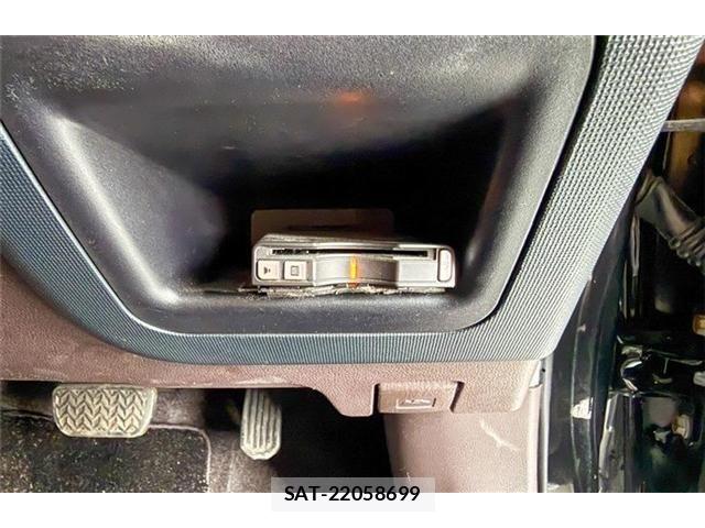 Toyota PORTE 2014-01 8563184-17