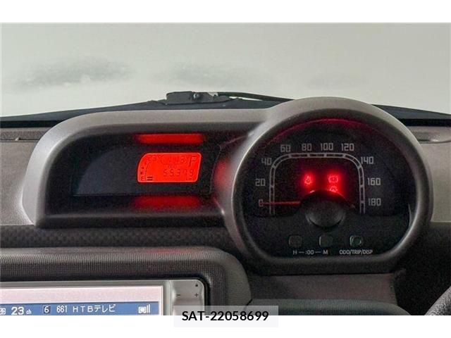 Toyota PORTE 2014-01 8563184-19