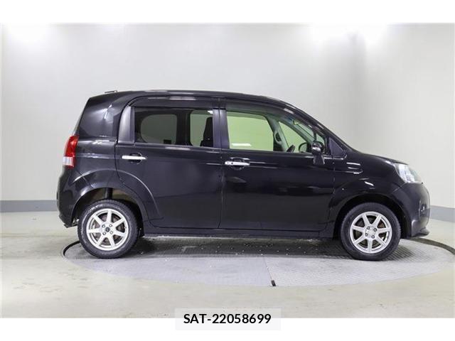 Toyota PORTE 2014-01 8563184-7