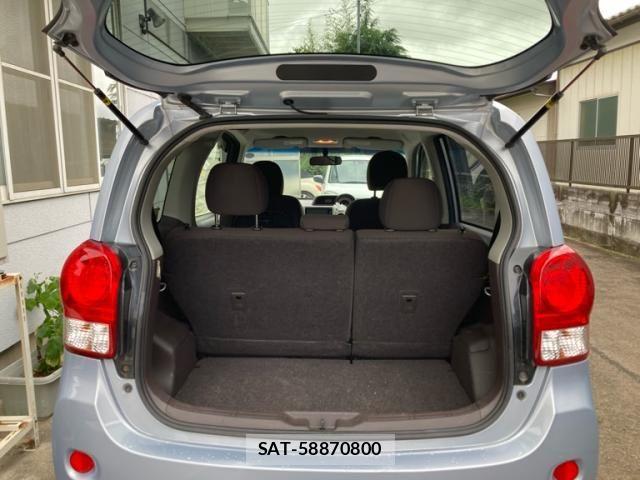 Toyota PORTE 2013-08 8666740-17