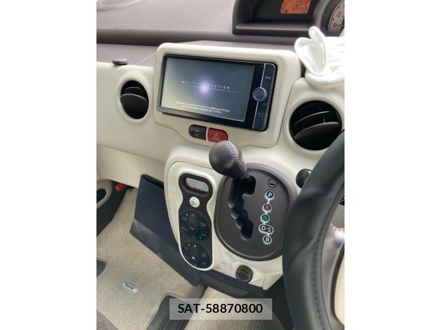 Toyota PORTE 2013-08 8666740-18
