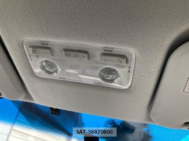 Toyota PORTE 2013-08 8666740-19