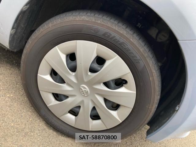 Toyota PORTE 2013-08 8666740-5