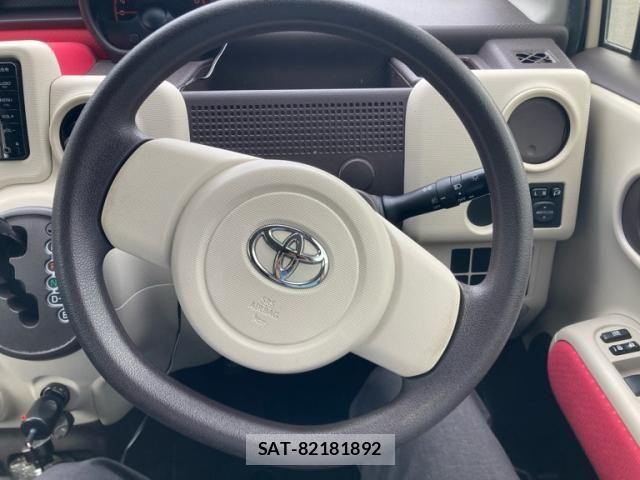 Toyota PORTE 2016-04 8850362-12
