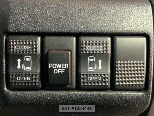 Mazda PREMACY 2013-10 5875518-2