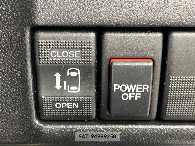 Mazda PREMACY 2013-12 6265594-6