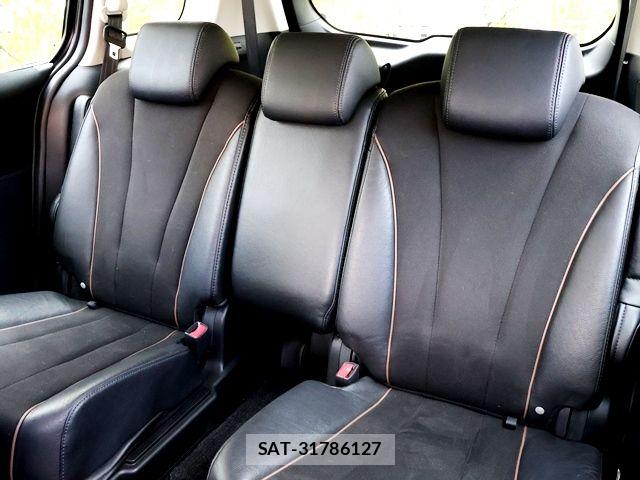 Mazda PREMACY 2014-01 6677501-26