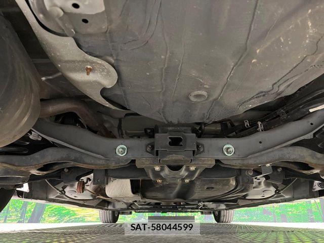 Mazda PREMACY 2014-01 6816572-18