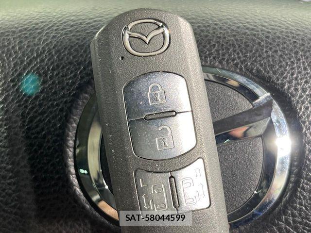 Mazda PREMACY 2014-01 6816572-6