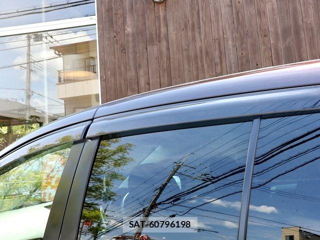 Mazda PREMACY 2017-12 6911178-11