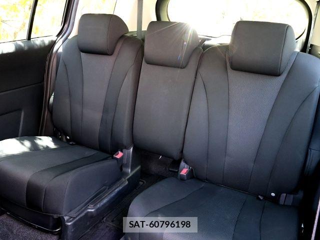 Mazda PREMACY 2017-12 6911178-26