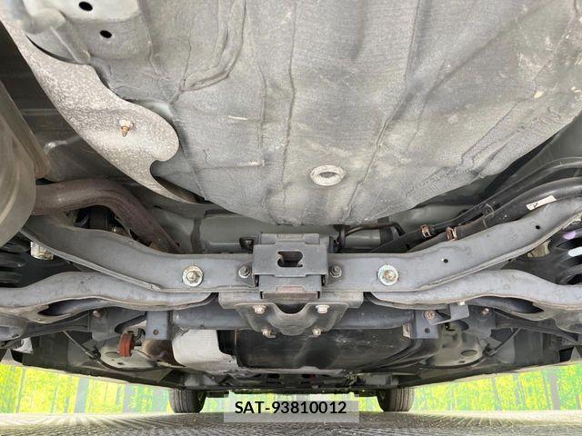 Mazda PREMACY 2014-02 6911179-18
