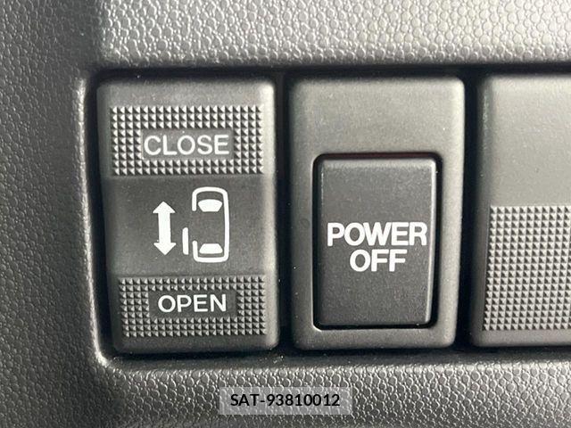 Mazda PREMACY 2014-02 6911179-4