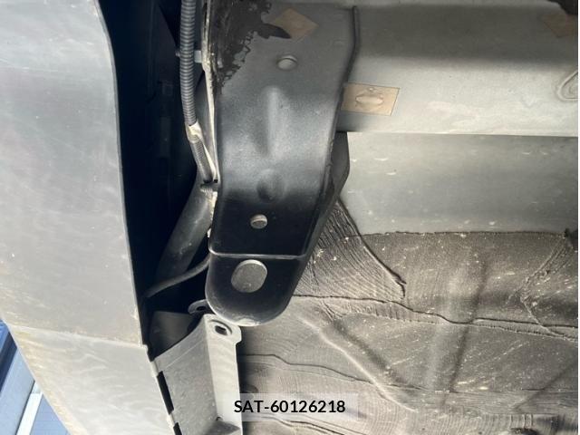 Mazda PREMACY 2011-09 7021241-14