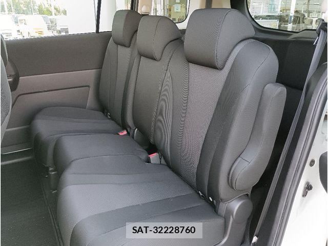 Mazda PREMACY 2015-02 7060230-15