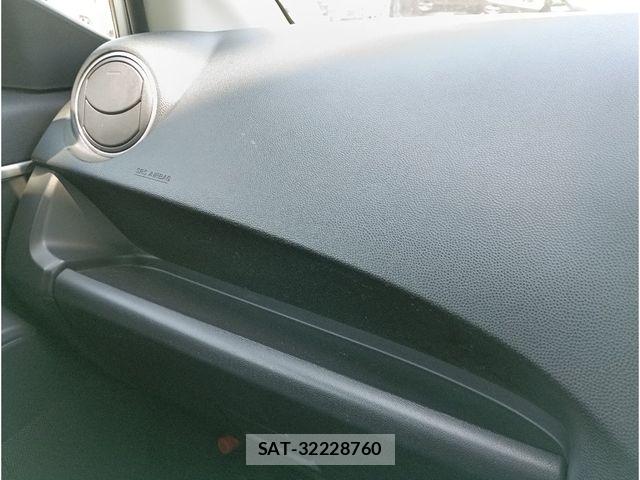 Mazda PREMACY 2015-02 7060230-21