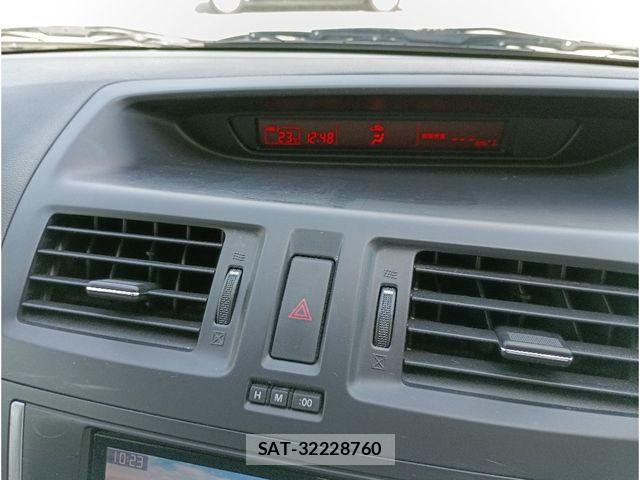 Mazda PREMACY 2015-02 7060230-22