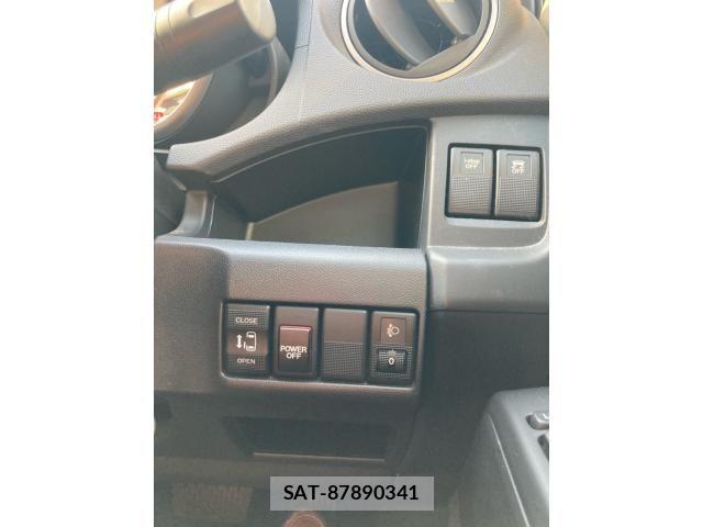 Mazda PREMACY 2016-09 7060232-21