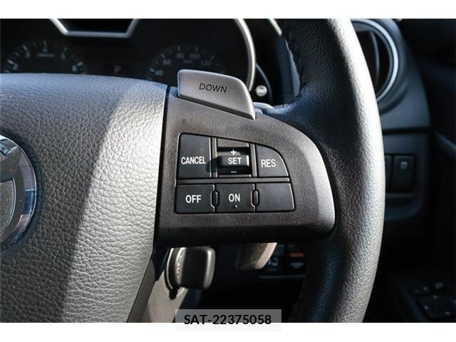 Mazda PREMACY 2017-07 7060229-4