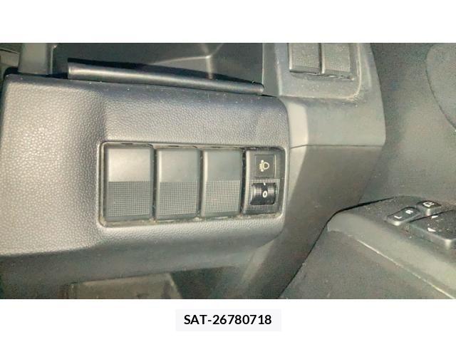Mazda PREMACY 2013-05 7251922-11