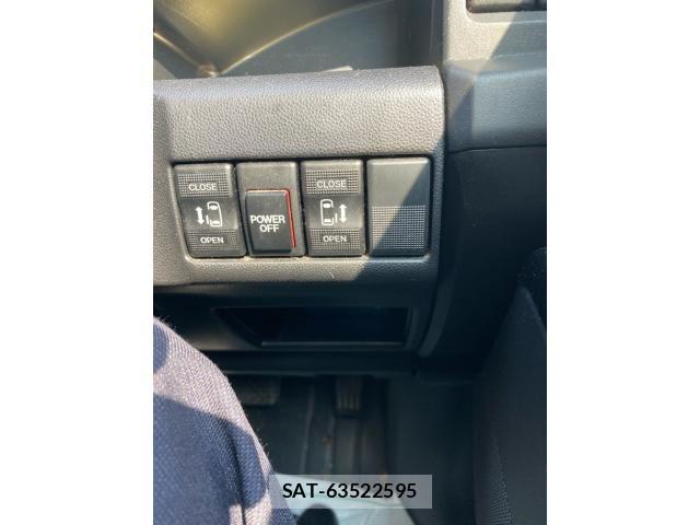 Mazda PREMACY 2014-04 7250497-15