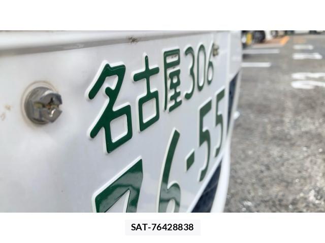 Mazda PREMACY 2006-03 7329389-29