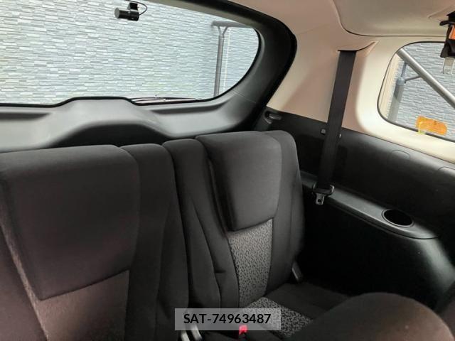 Mazda PREMACY 2011-06 7329380-12